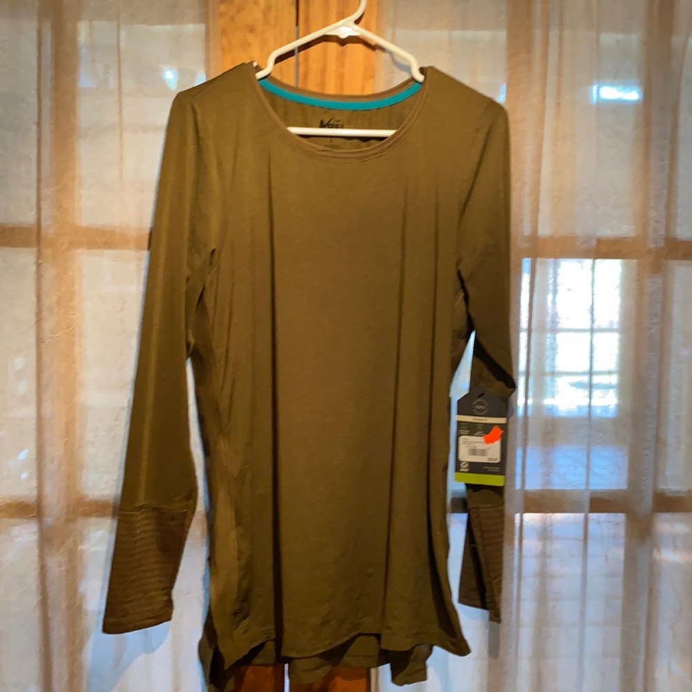 REI long sleeve tee